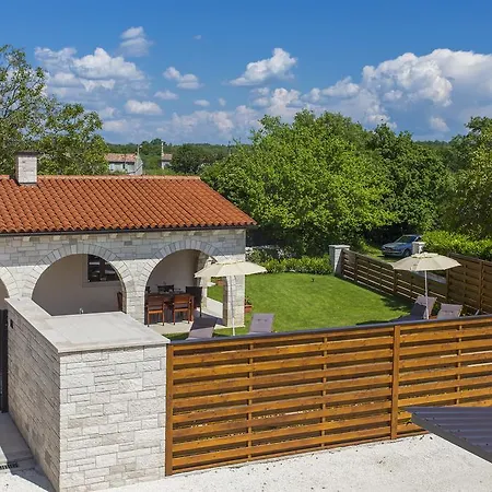 Country house House Casa Mia With A Private Swimming Pool Barban