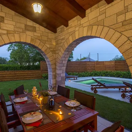 House Casa Mia With A Private Swimming Pool *