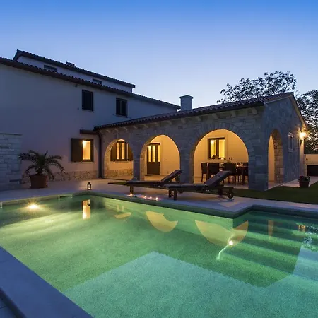 House Casa Mia With A Private Swimming Pool Country house *