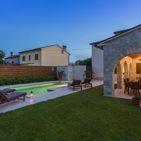 House Casa Mia With A Private Swimming Pool * Barban